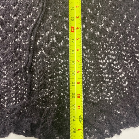 Free People Women's Black Wool Blend Loose Knit Crochet Top Size Medium - Picture 9 of 9